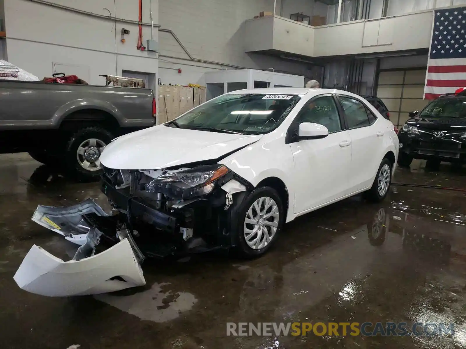 2 Photograph of a damaged car 5YFBURHE7KP892662 TOYOTA COROLLA 2019