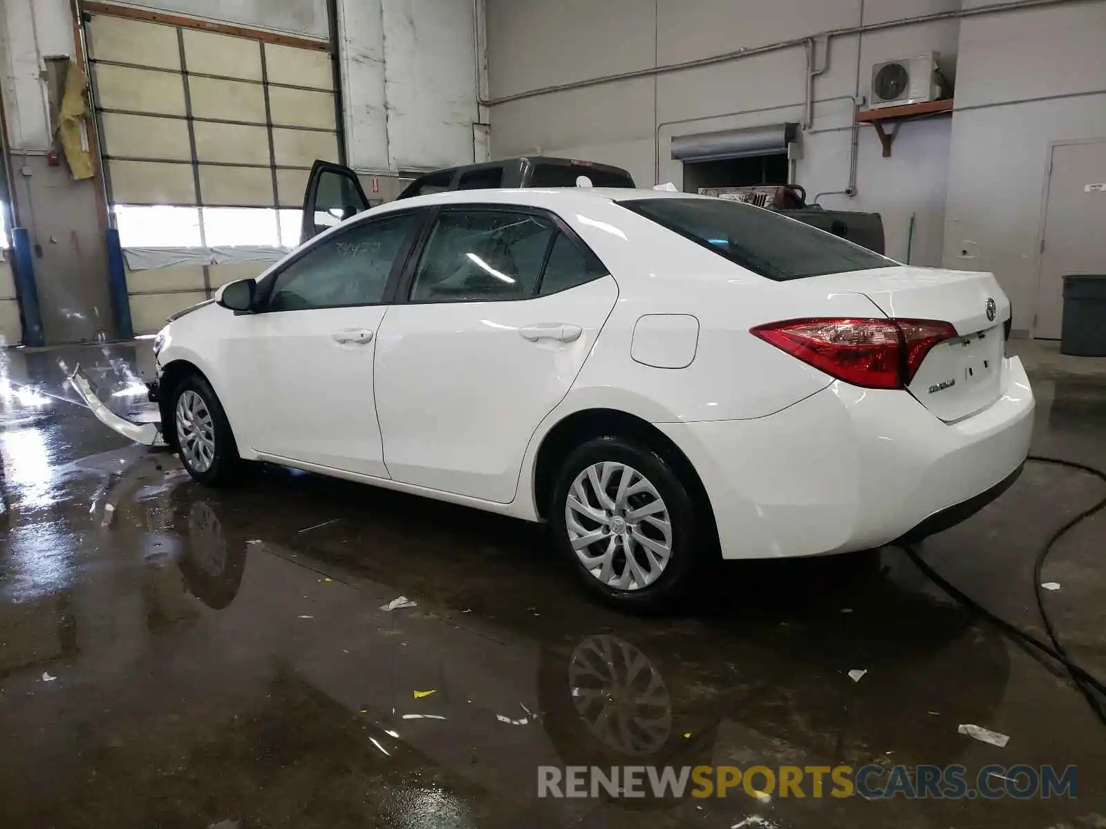 3 Photograph of a damaged car 5YFBURHE7KP892662 TOYOTA COROLLA 2019