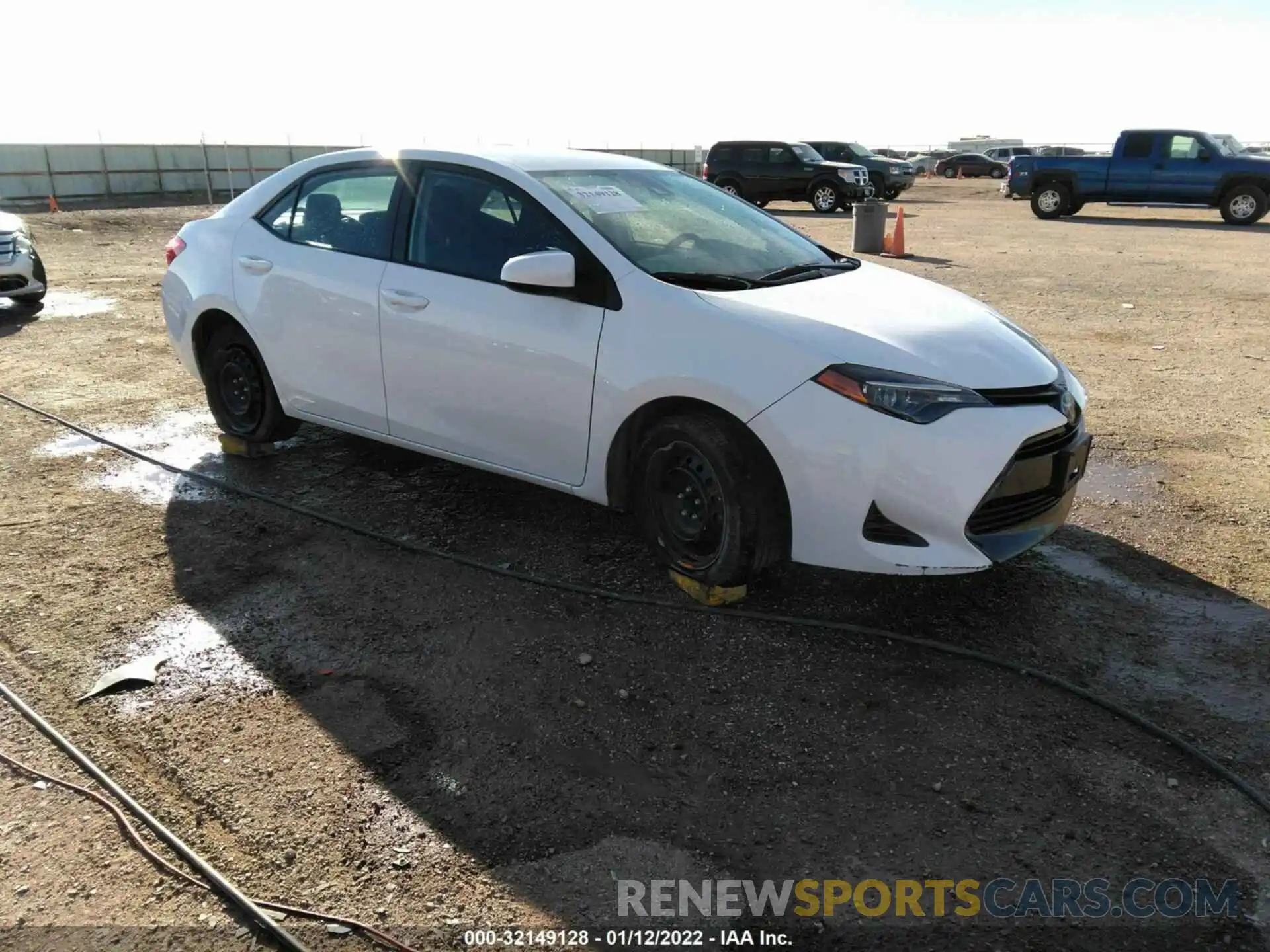 1 Photograph of a damaged car 5YFBURHE7KP893259 TOYOTA COROLLA 2019