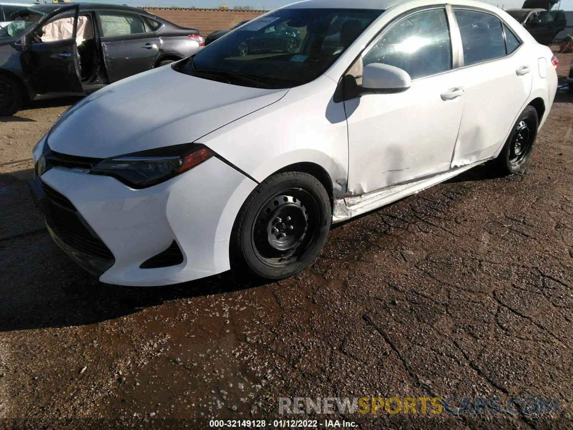 6 Photograph of a damaged car 5YFBURHE7KP893259 TOYOTA COROLLA 2019