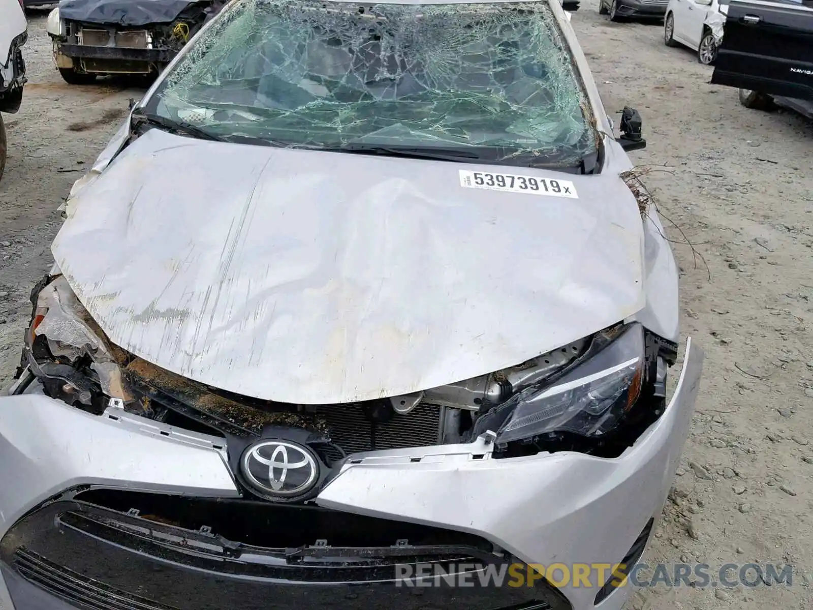 9 Photograph of a damaged car 5YFBURHE7KP895142 TOYOTA COROLLA 2019