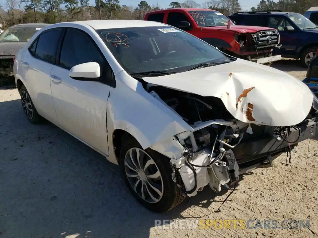 1 Photograph of a damaged car 5YFBURHE7KP895528 TOYOTA COROLLA 2019