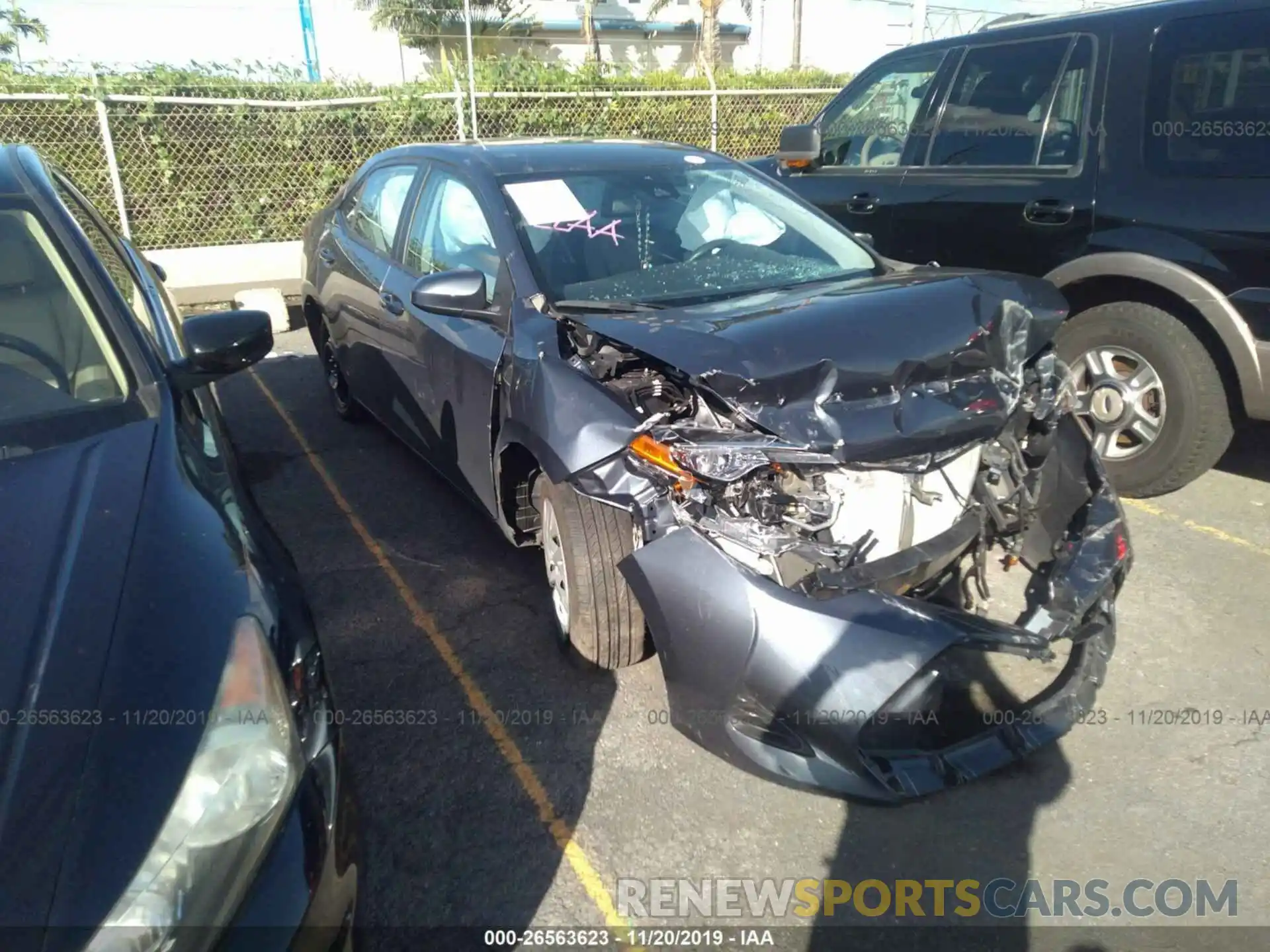 1 Photograph of a damaged car 5YFBURHE7KP895786 TOYOTA COROLLA 2019