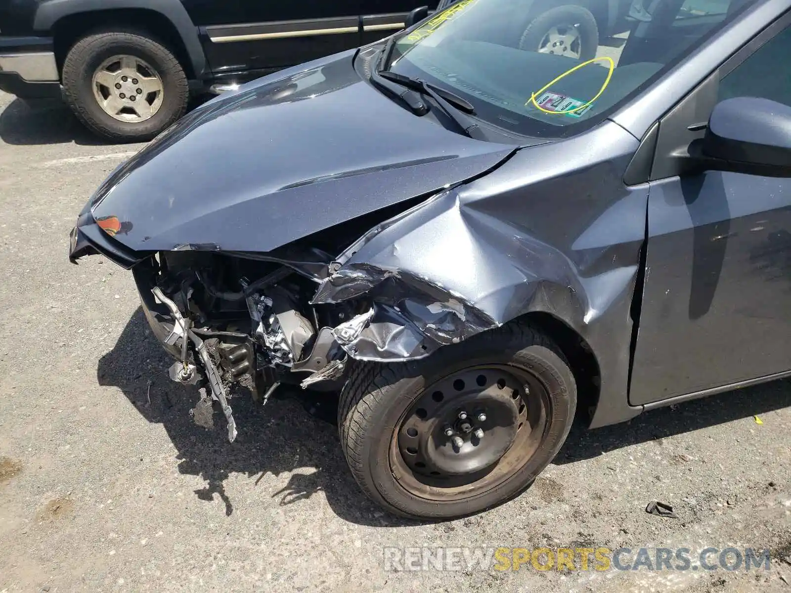 9 Photograph of a damaged car 5YFBURHE7KP898445 TOYOTA COROLLA 2019