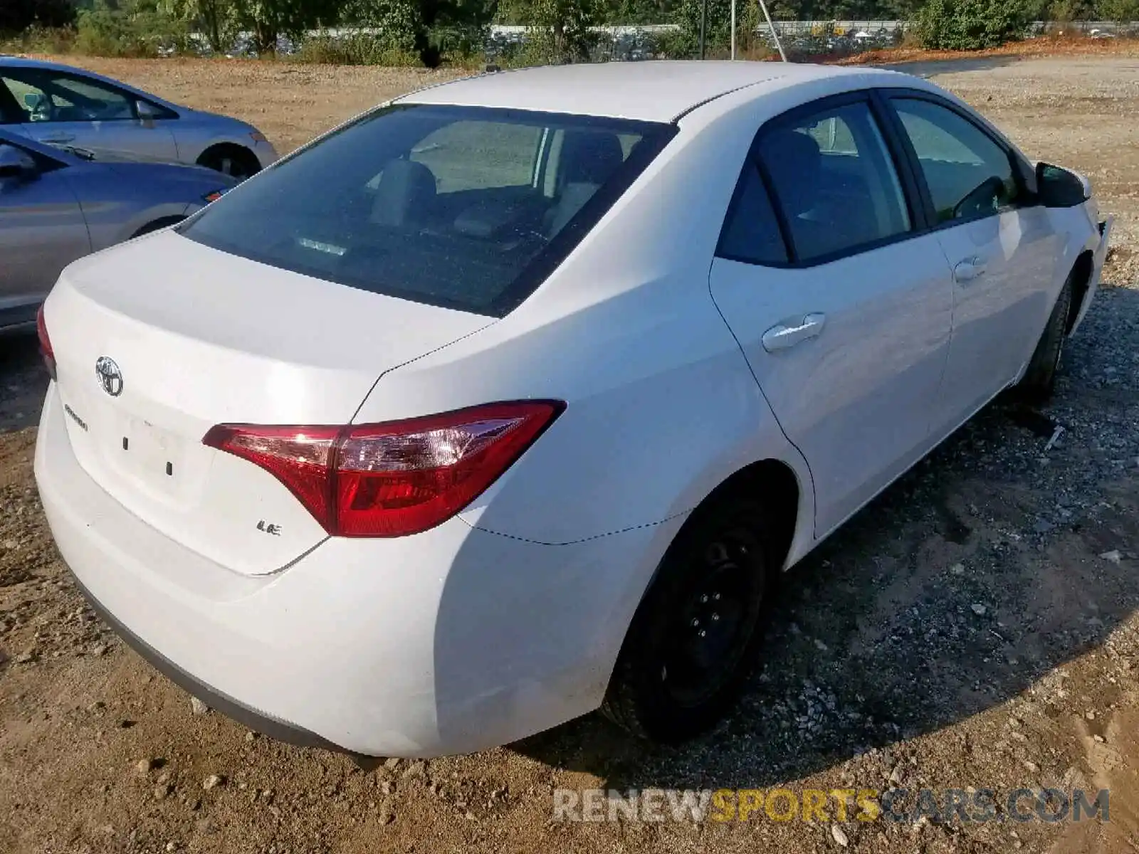 4 Photograph of a damaged car 5YFBURHE7KP898526 TOYOTA COROLLA 2019