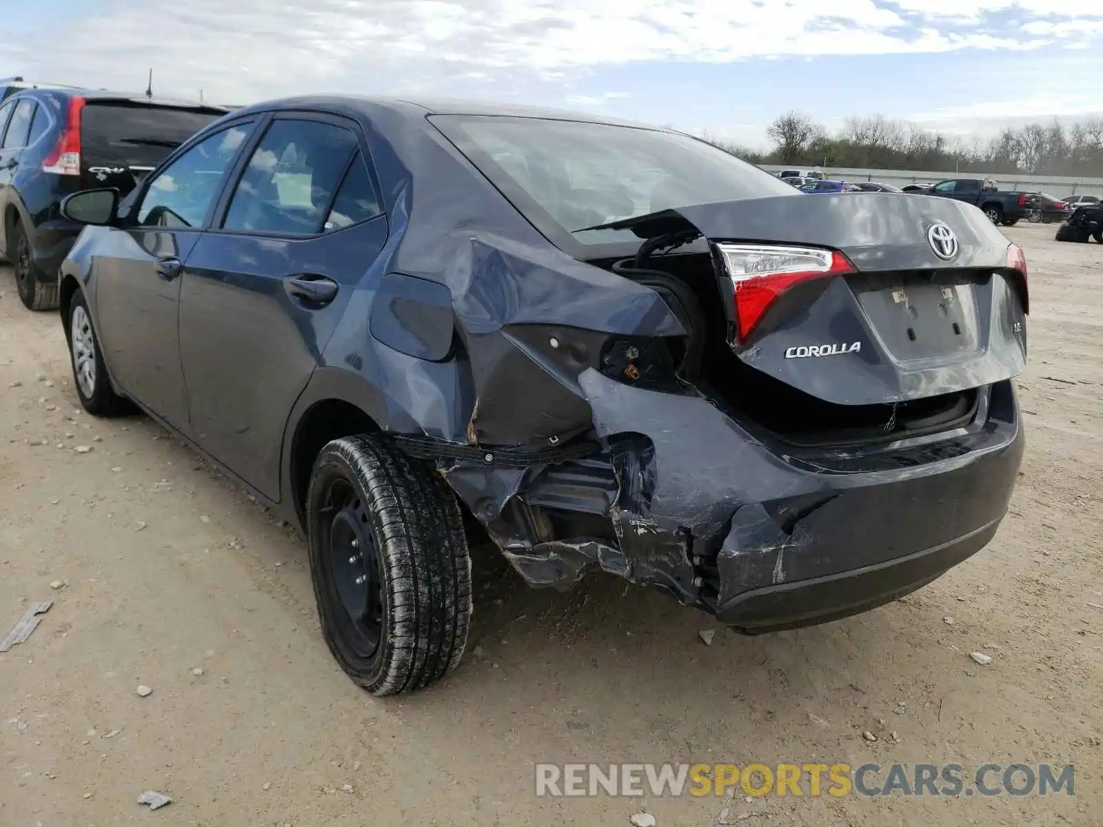 3 Photograph of a damaged car 5YFBURHE7KP898560 TOYOTA COROLLA 2019