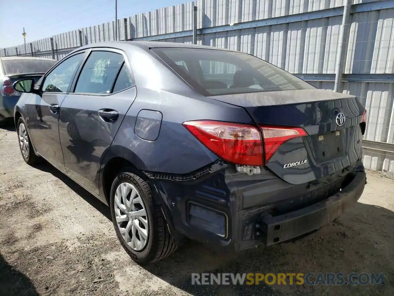 3 Photograph of a damaged car 5YFBURHE7KP899353 TOYOTA COROLLA 2019