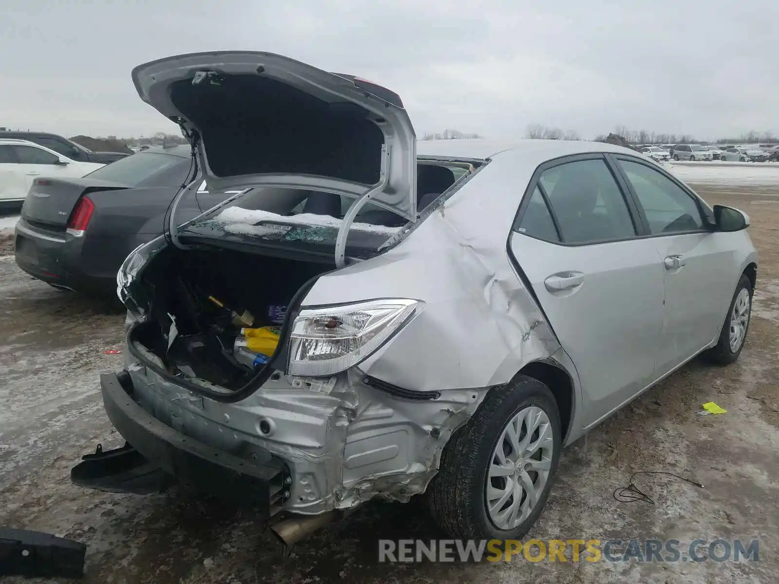 4 Photograph of a damaged car 5YFBURHE7KP899739 TOYOTA COROLLA 2019