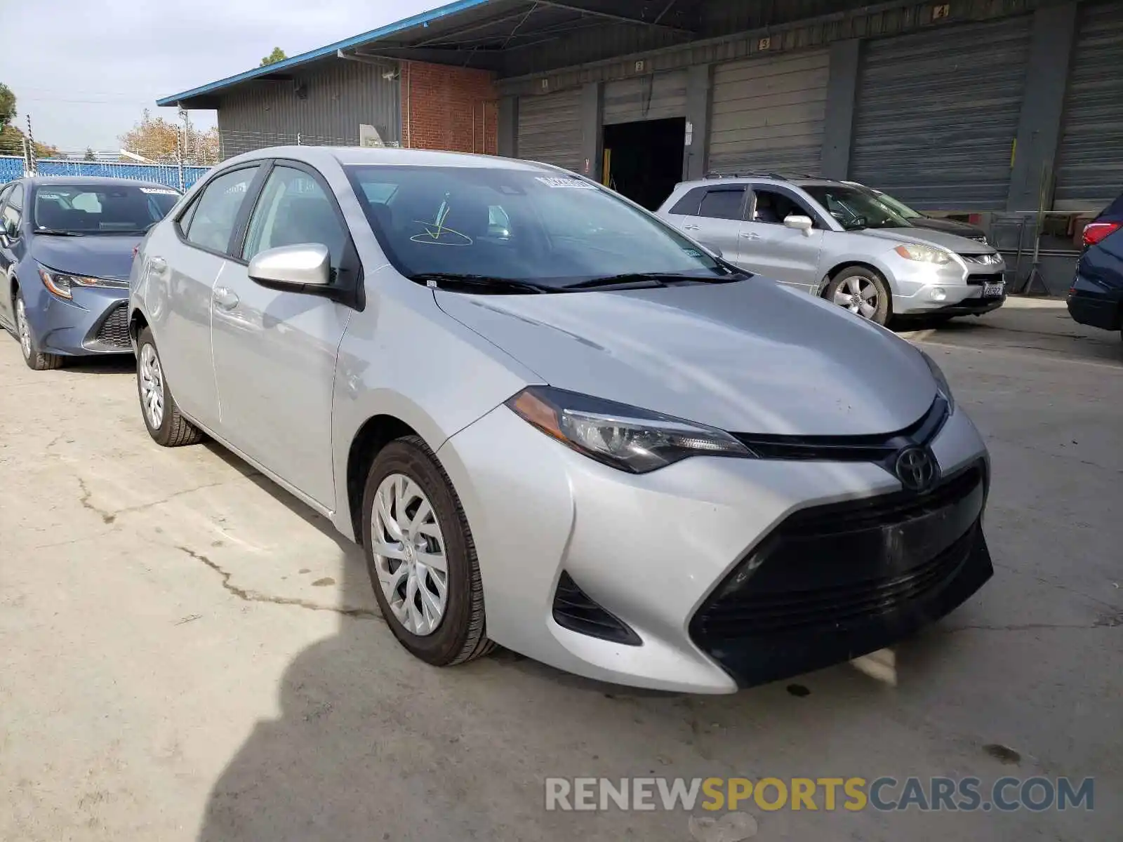 1 Photograph of a damaged car 5YFBURHE7KP899949 TOYOTA COROLLA 2019