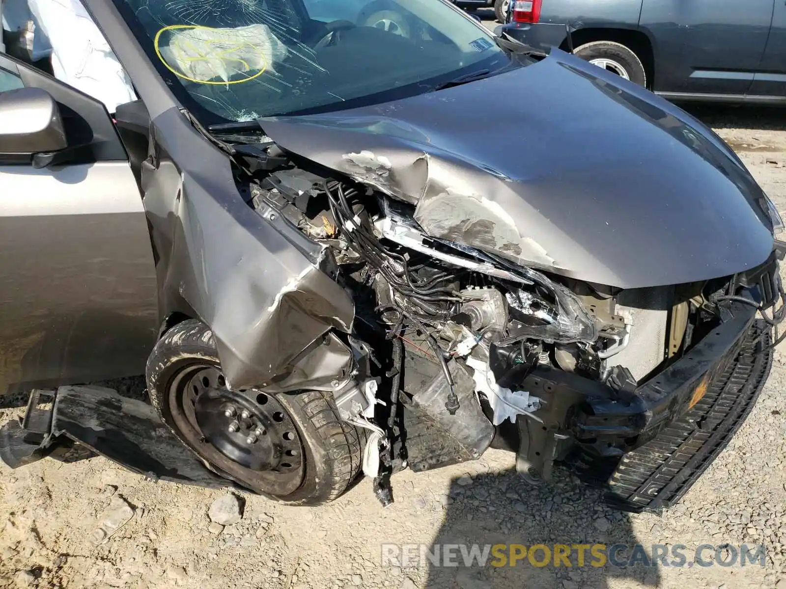 9 Photograph of a damaged car 5YFBURHE7KP900548 TOYOTA COROLLA 2019