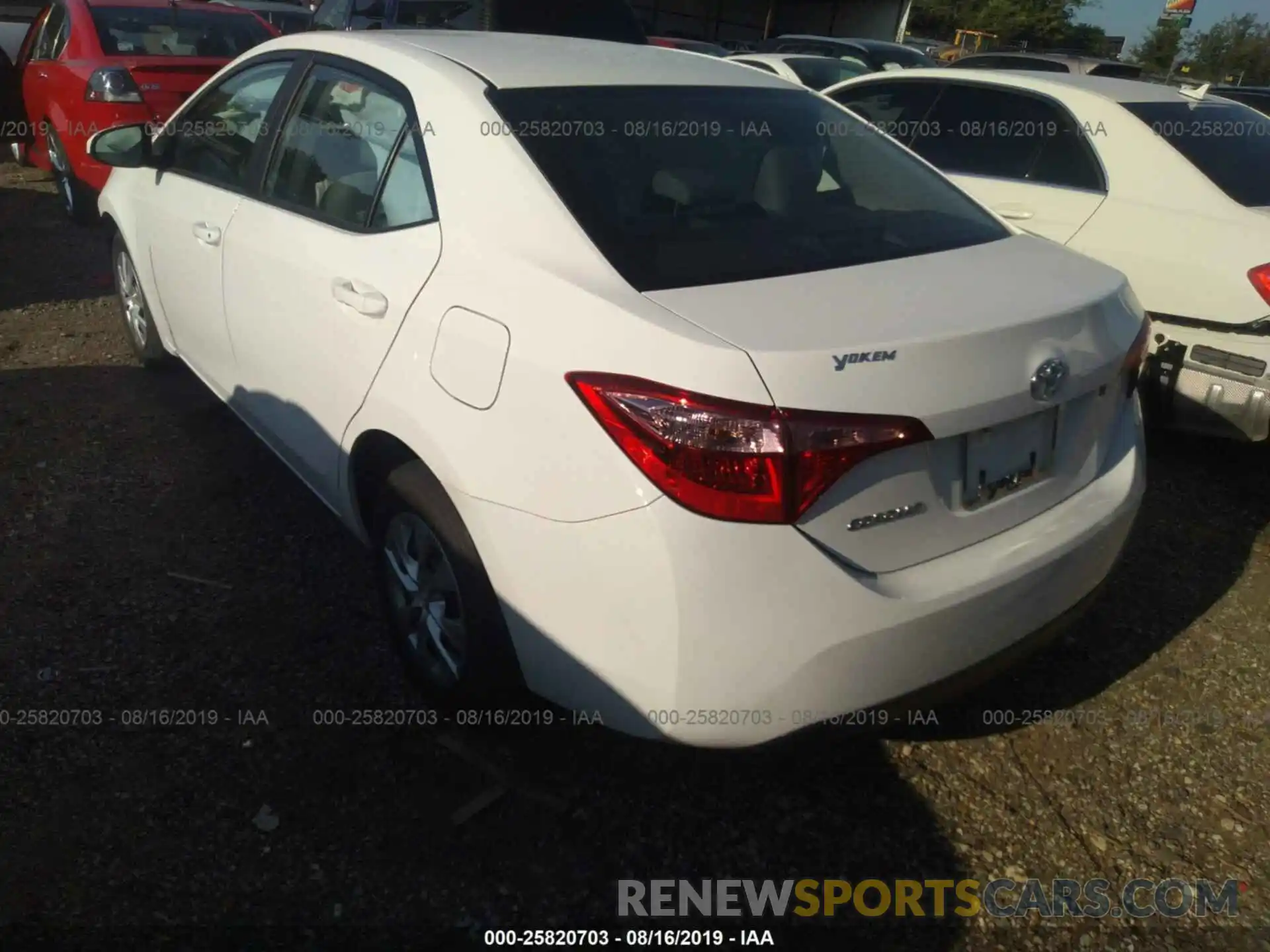 3 Photograph of a damaged car 5YFBURHE7KP902414 TOYOTA COROLLA 2019