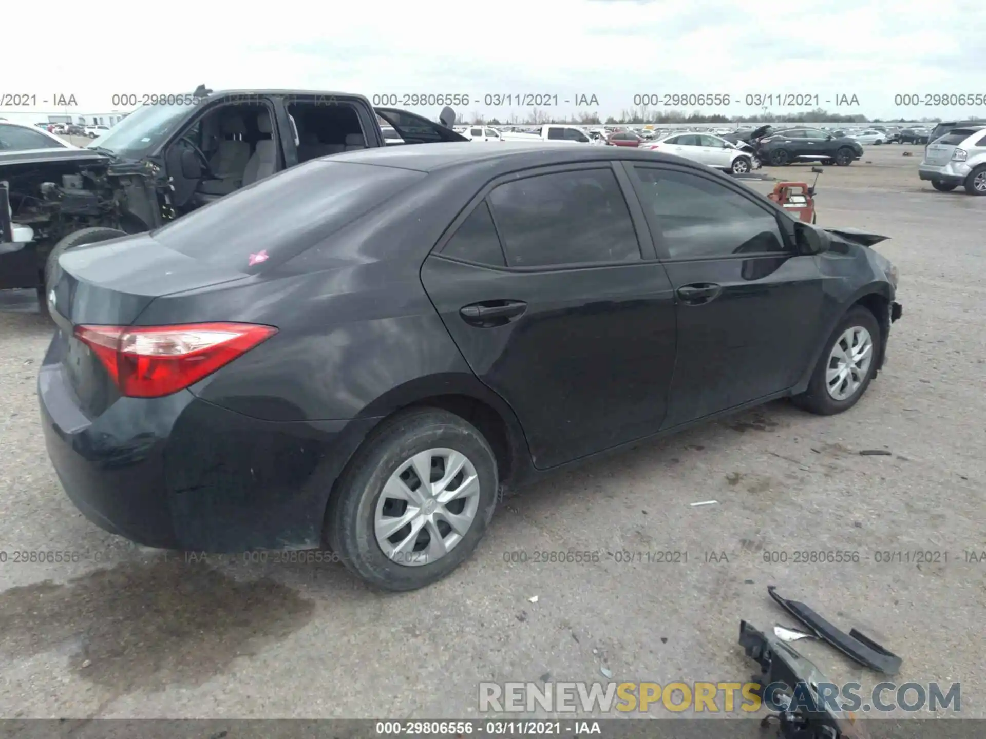 4 Photograph of a damaged car 5YFBURHE7KP902686 TOYOTA COROLLA 2019