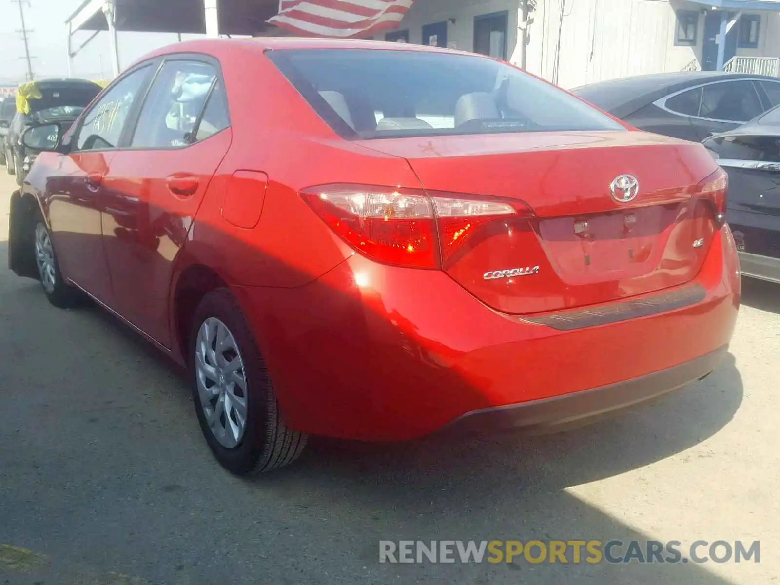 3 Photograph of a damaged car 5YFBURHE7KP902946 TOYOTA COROLLA 2019