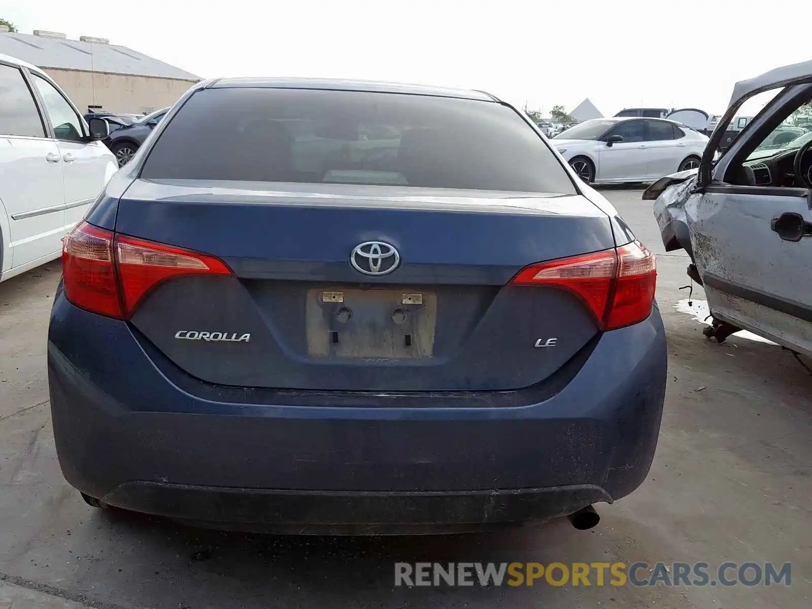 9 Photograph of a damaged car 5YFBURHE7KP903482 TOYOTA COROLLA 2019