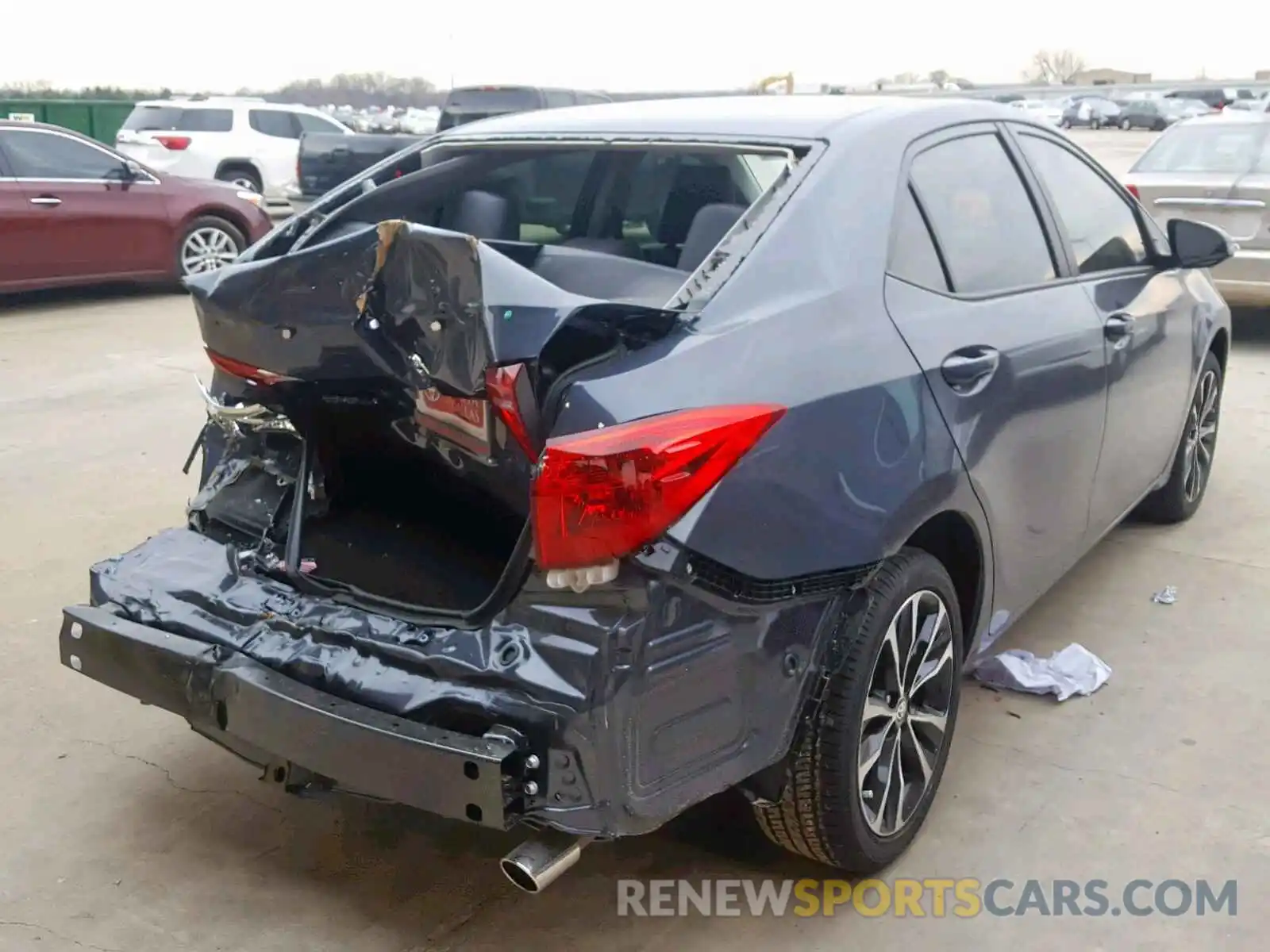 4 Photograph of a damaged car 5YFBURHE7KP903627 TOYOTA COROLLA 2019