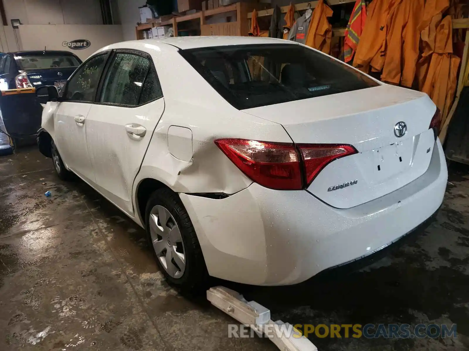 3 Photograph of a damaged car 5YFBURHE7KP903837 TOYOTA COROLLA 2019