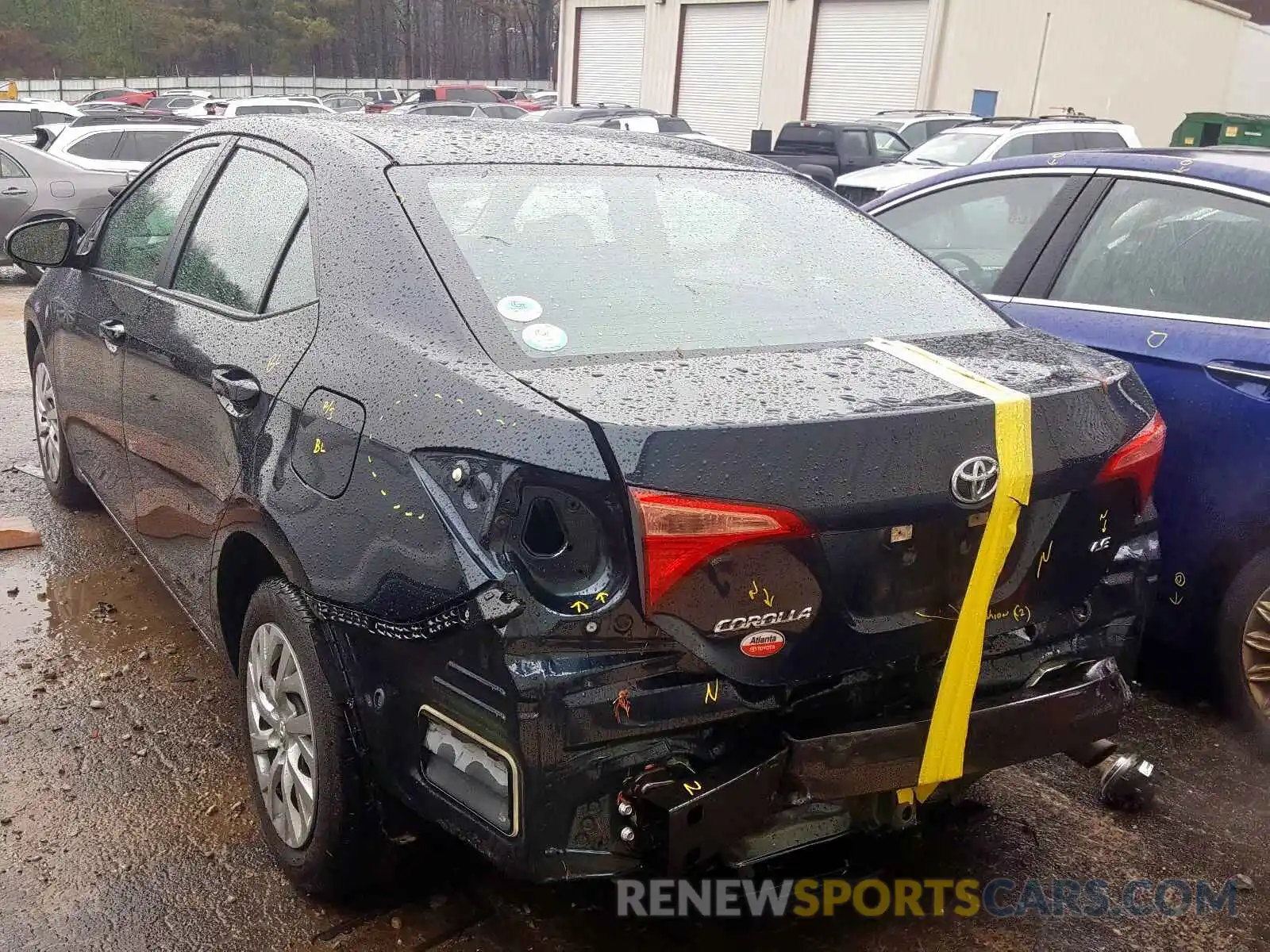 3 Photograph of a damaged car 5YFBURHE7KP904311 TOYOTA COROLLA 2019