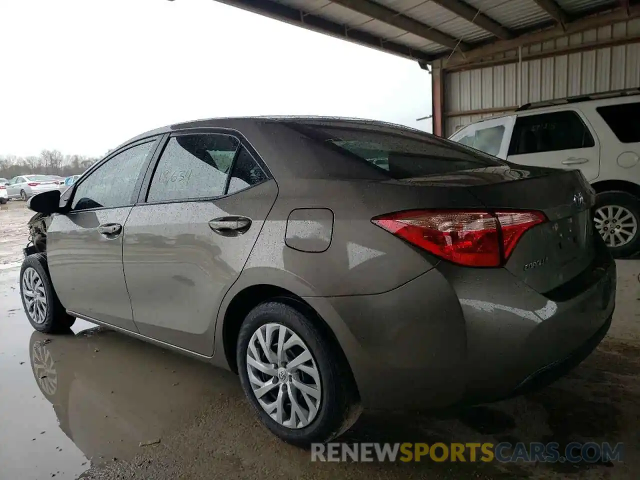 3 Photograph of a damaged car 5YFBURHE7KP904745 TOYOTA COROLLA 2019