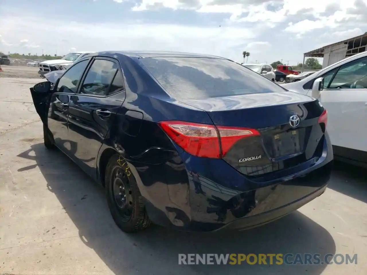 3 Photograph of a damaged car 5YFBURHE7KP905300 TOYOTA COROLLA 2019