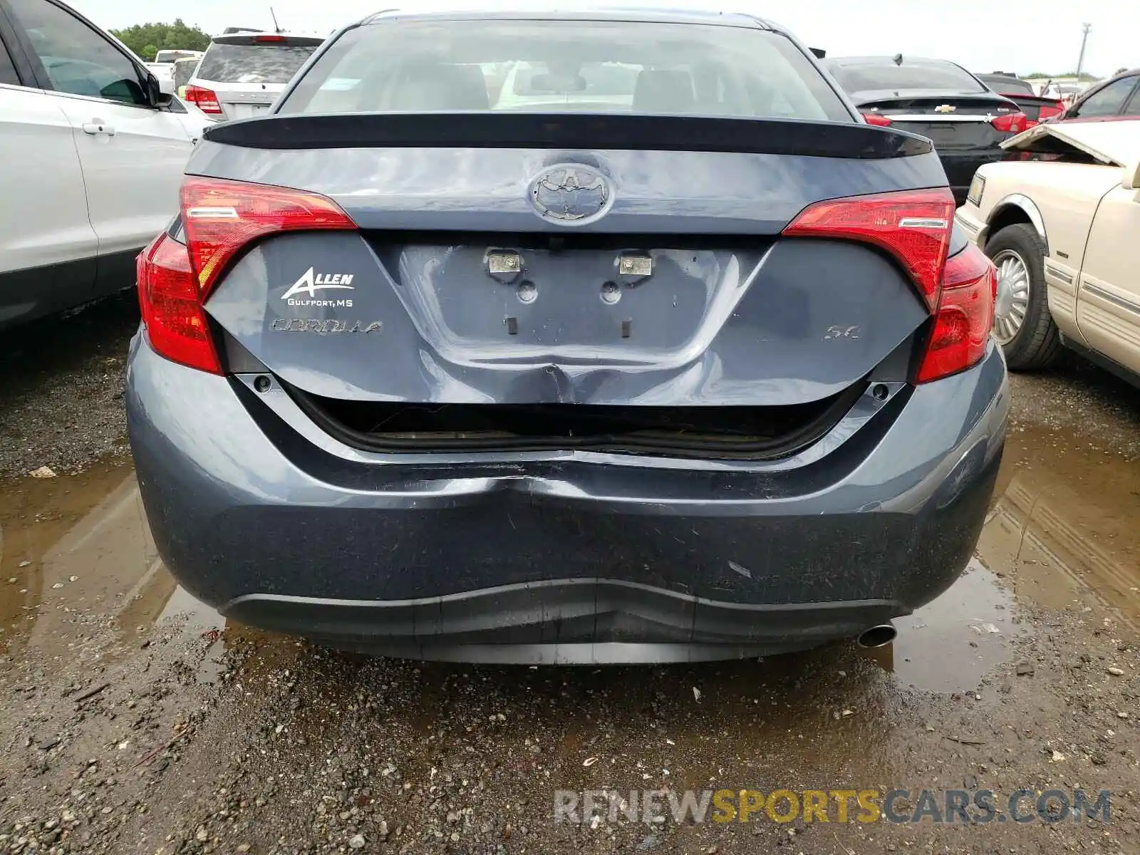 9 Photograph of a damaged car 5YFBURHE7KP906009 TOYOTA COROLLA 2019