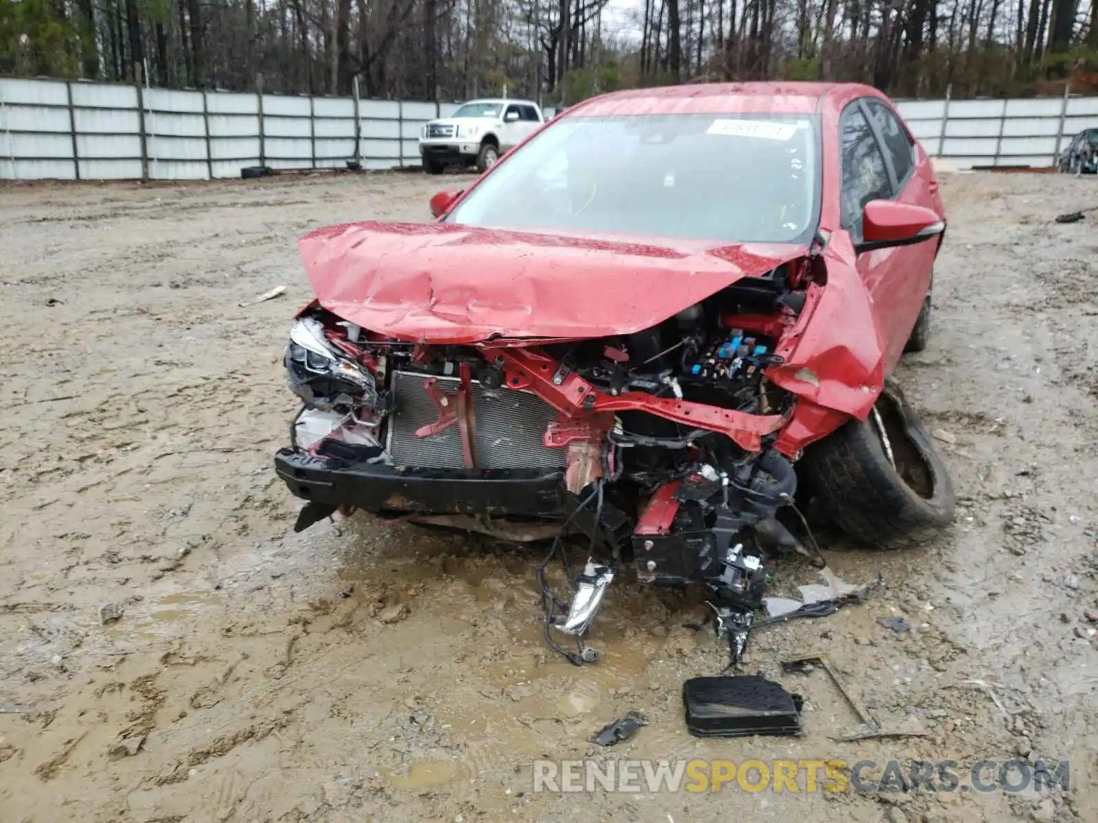 8 Photograph of a damaged car 5YFBURHE7KP907029 TOYOTA COROLLA 2019