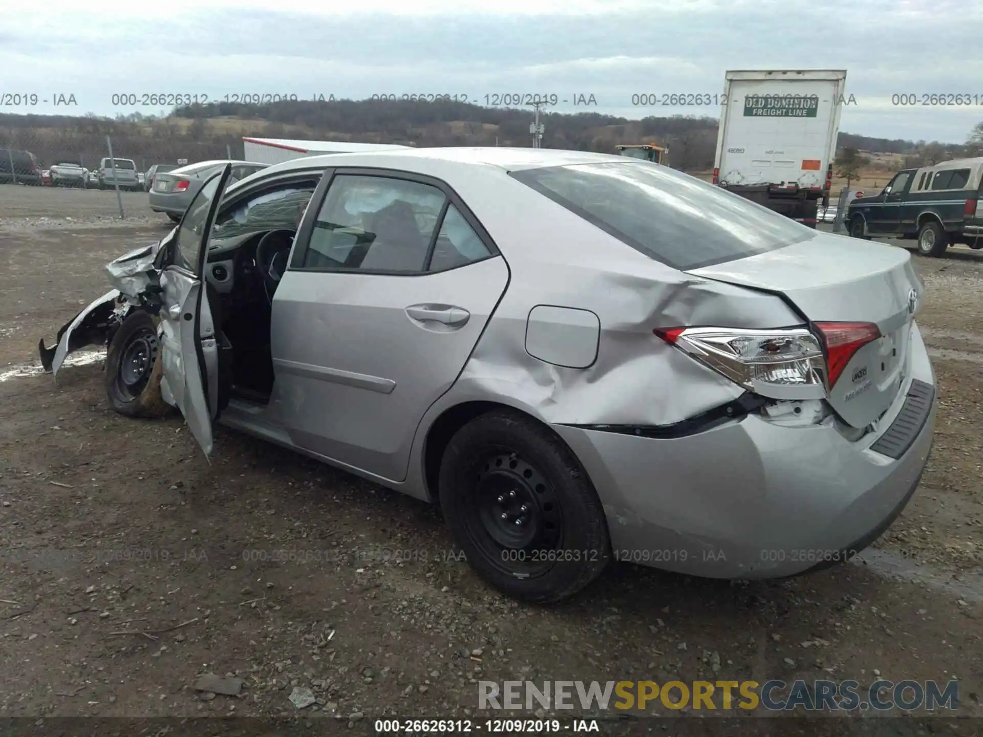 3 Photograph of a damaged car 5YFBURHE7KP907421 TOYOTA COROLLA 2019