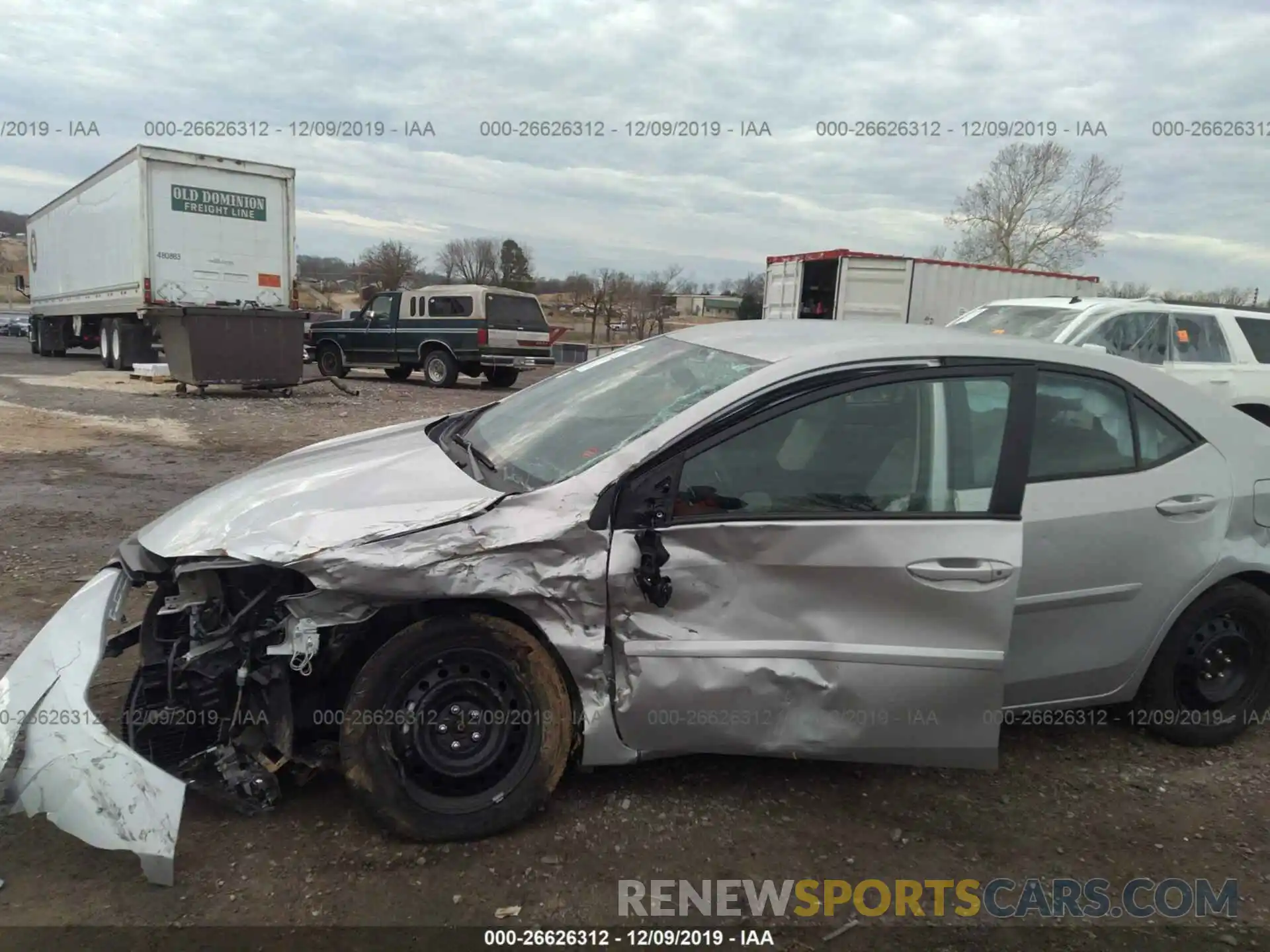 6 Photograph of a damaged car 5YFBURHE7KP907421 TOYOTA COROLLA 2019