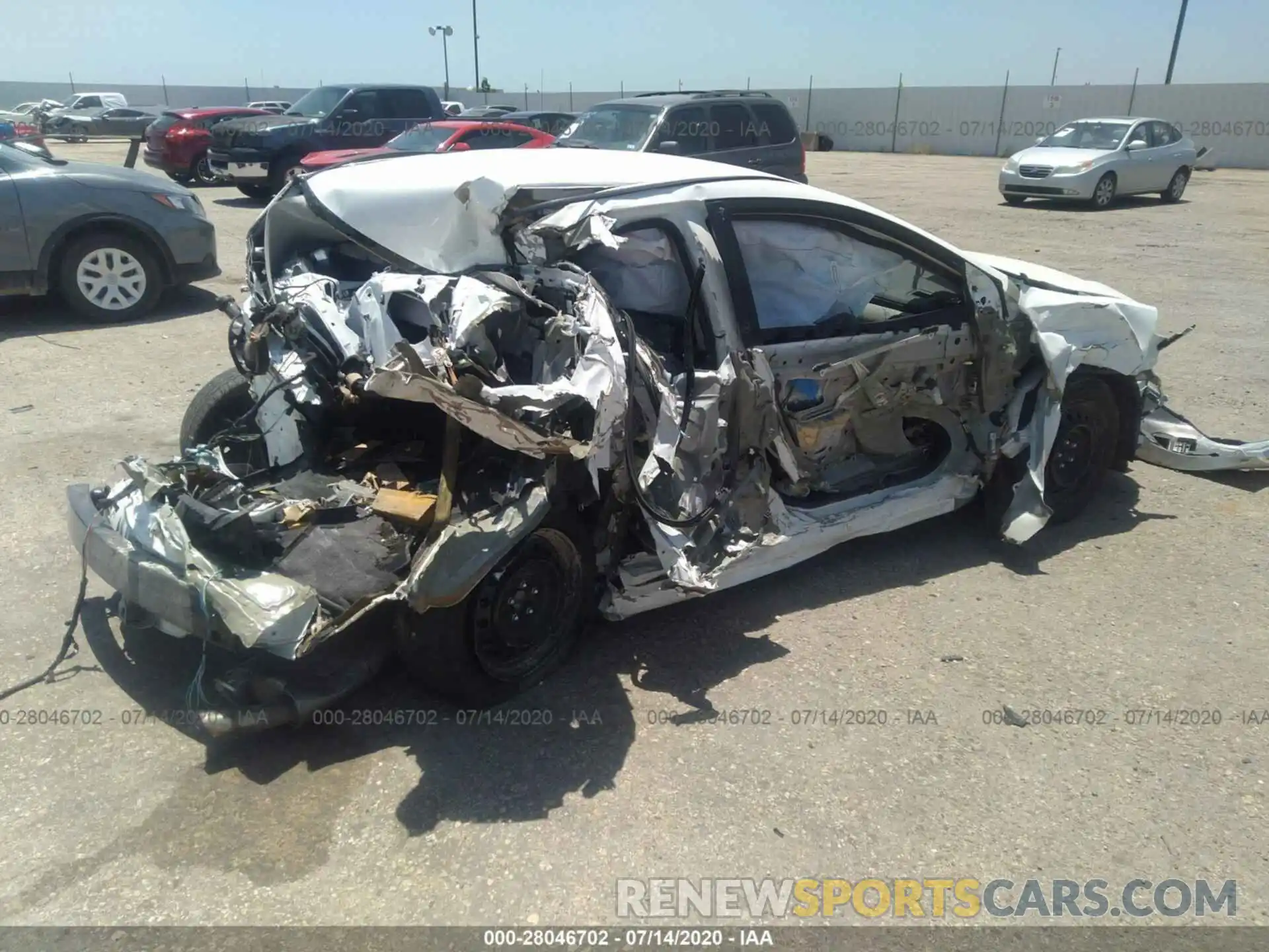 4 Photograph of a damaged car 5YFBURHE7KP907919 TOYOTA COROLLA 2019