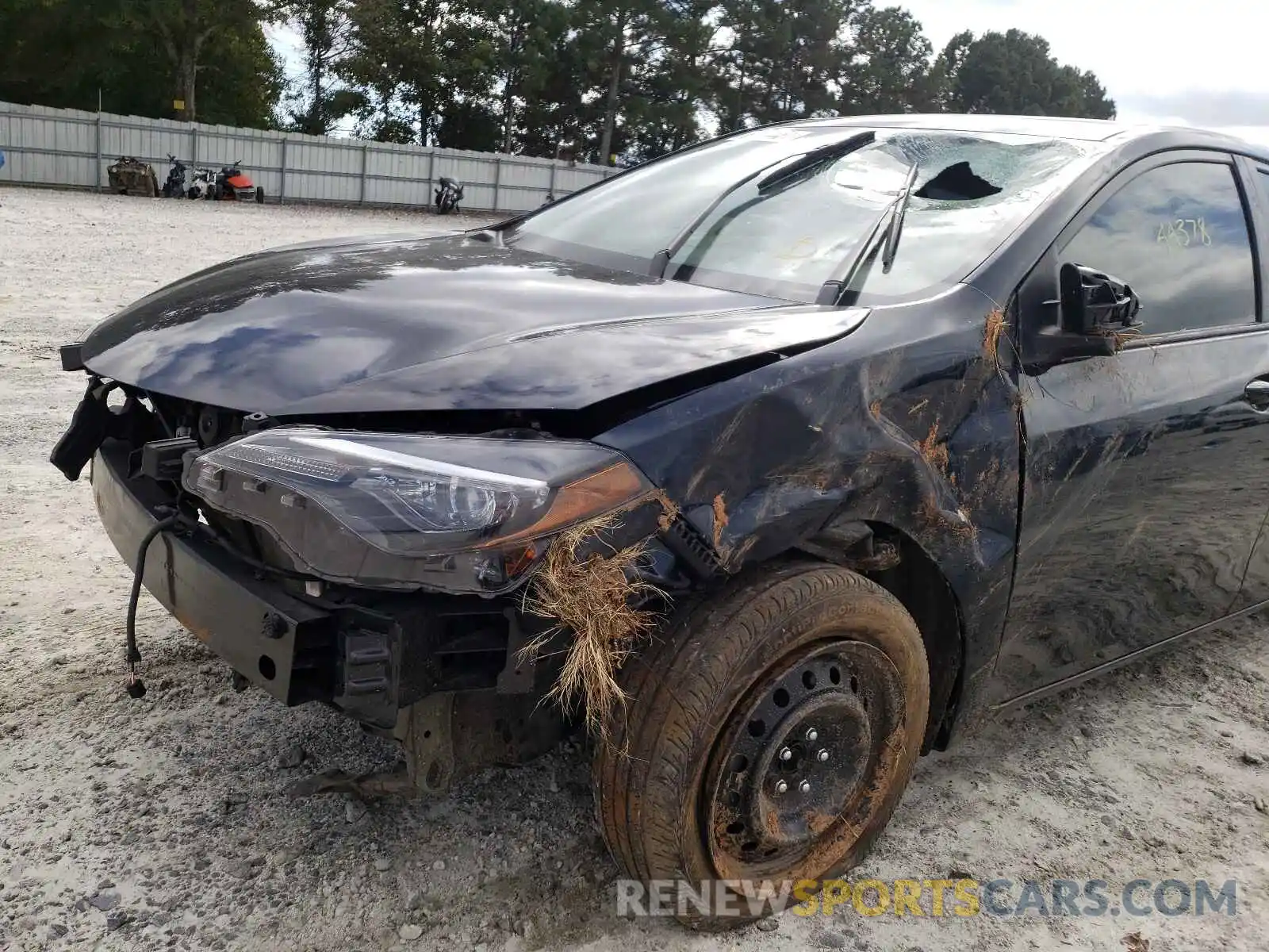 9 Photograph of a damaged car 5YFBURHE7KP908021 TOYOTA COROLLA 2019