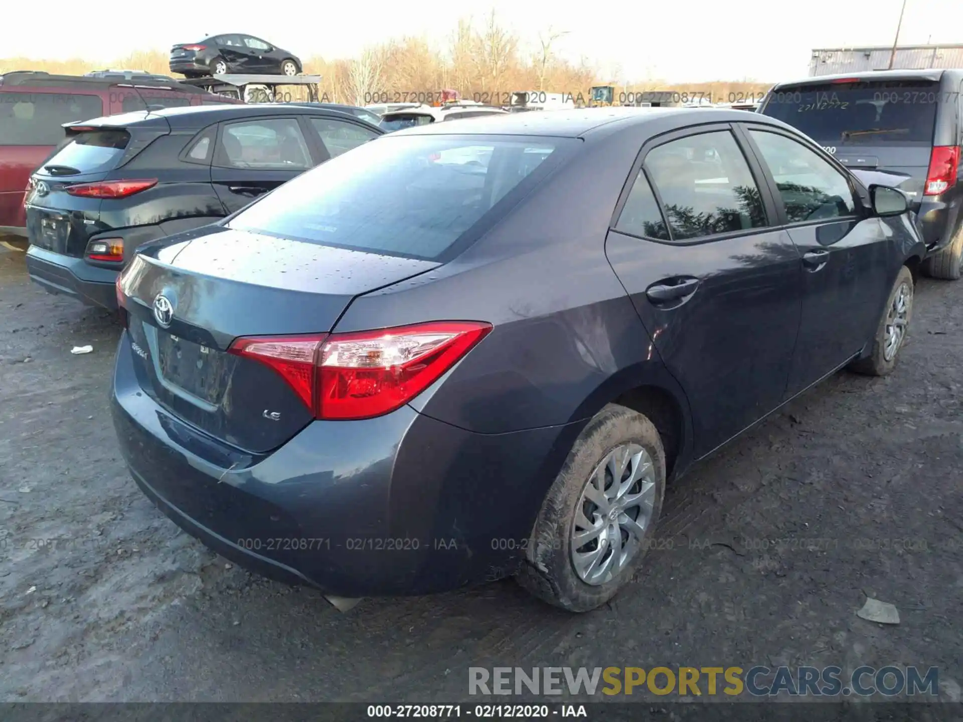 4 Photograph of a damaged car 5YFBURHE7KP908438 TOYOTA COROLLA 2019