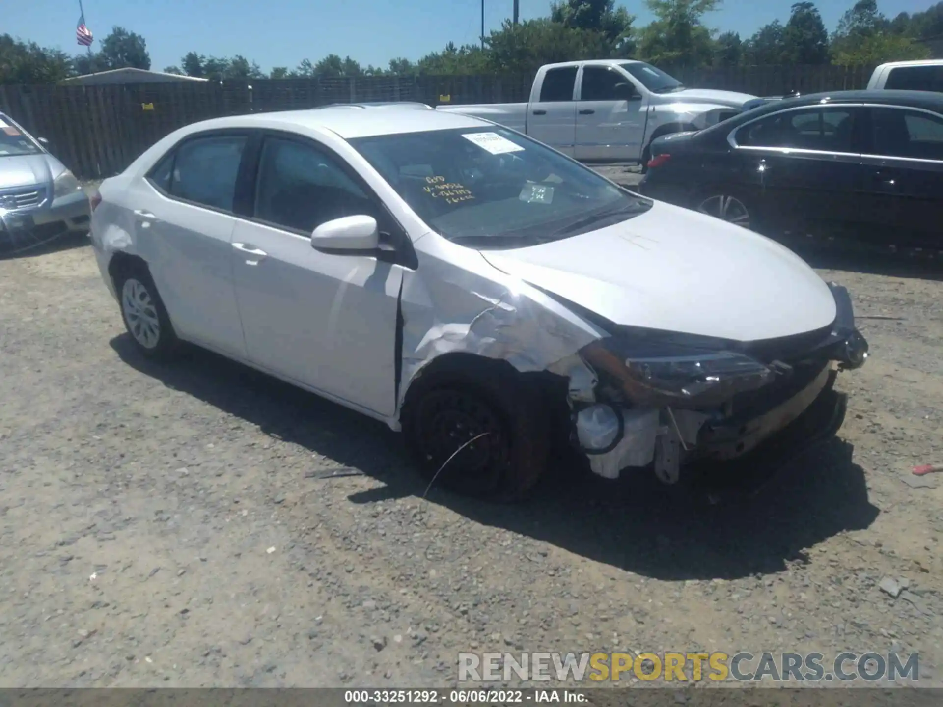 1 Photograph of a damaged car 5YFBURHE7KP908536 TOYOTA COROLLA 2019