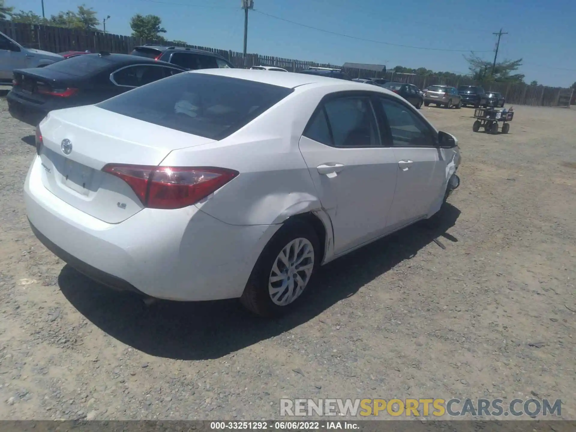 4 Photograph of a damaged car 5YFBURHE7KP908536 TOYOTA COROLLA 2019