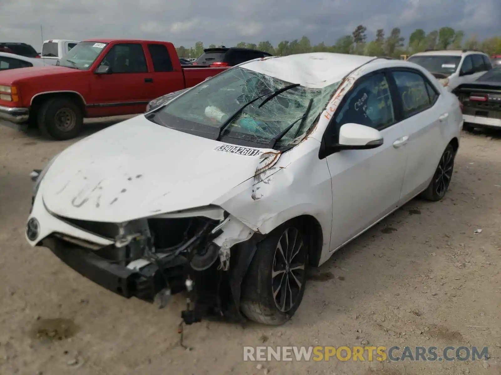 2 Photograph of a damaged car 5YFBURHE7KP908889 TOYOTA COROLLA 2019