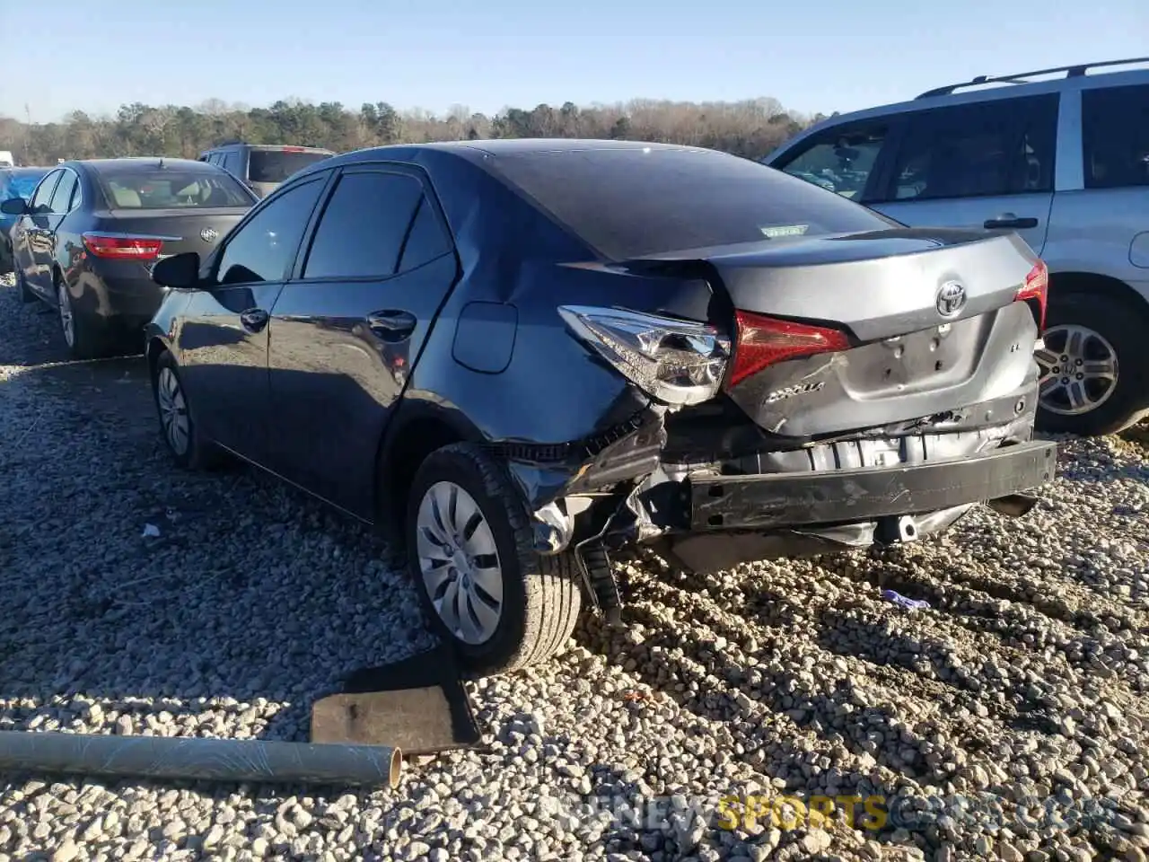 3 Photograph of a damaged car 5YFBURHE7KP909444 TOYOTA COROLLA 2019