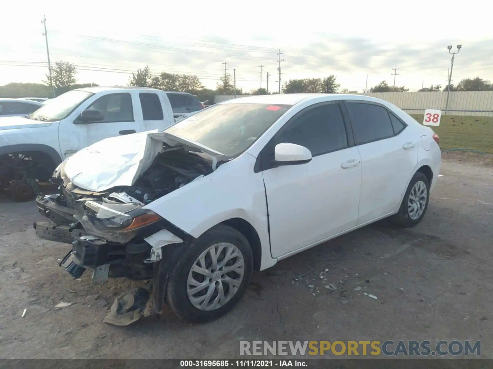 2 Photograph of a damaged car 5YFBURHE7KP909833 TOYOTA COROLLA 2019