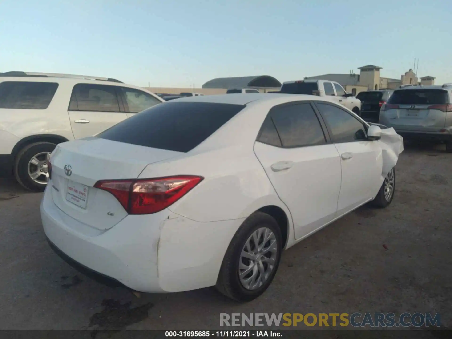 4 Photograph of a damaged car 5YFBURHE7KP909833 TOYOTA COROLLA 2019