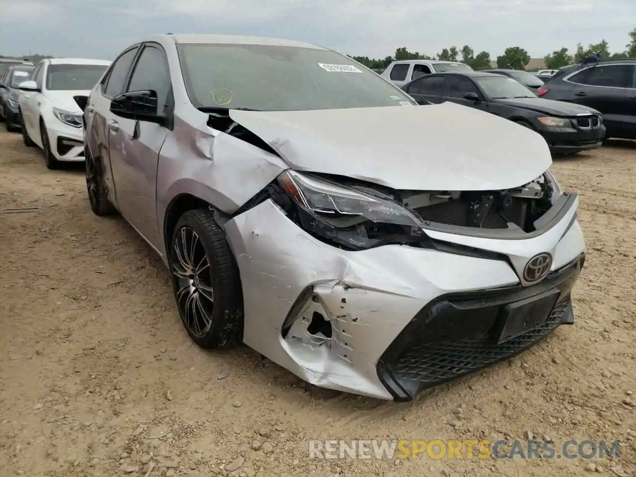 1 Photograph of a damaged car 5YFBURHE7KP909928 TOYOTA COROLLA 2019