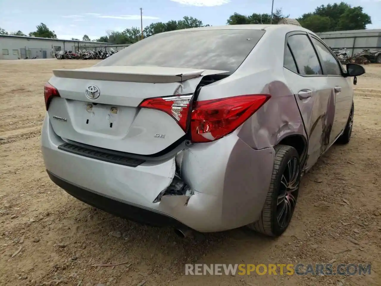 4 Photograph of a damaged car 5YFBURHE7KP909928 TOYOTA COROLLA 2019