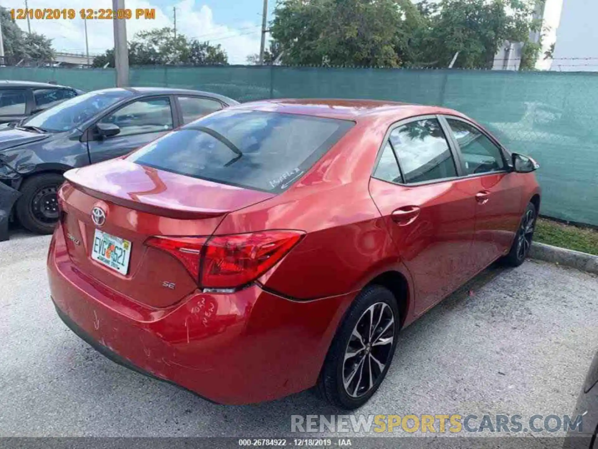 15 Photograph of a damaged car 5YFBURHE7KP910478 TOYOTA COROLLA 2019