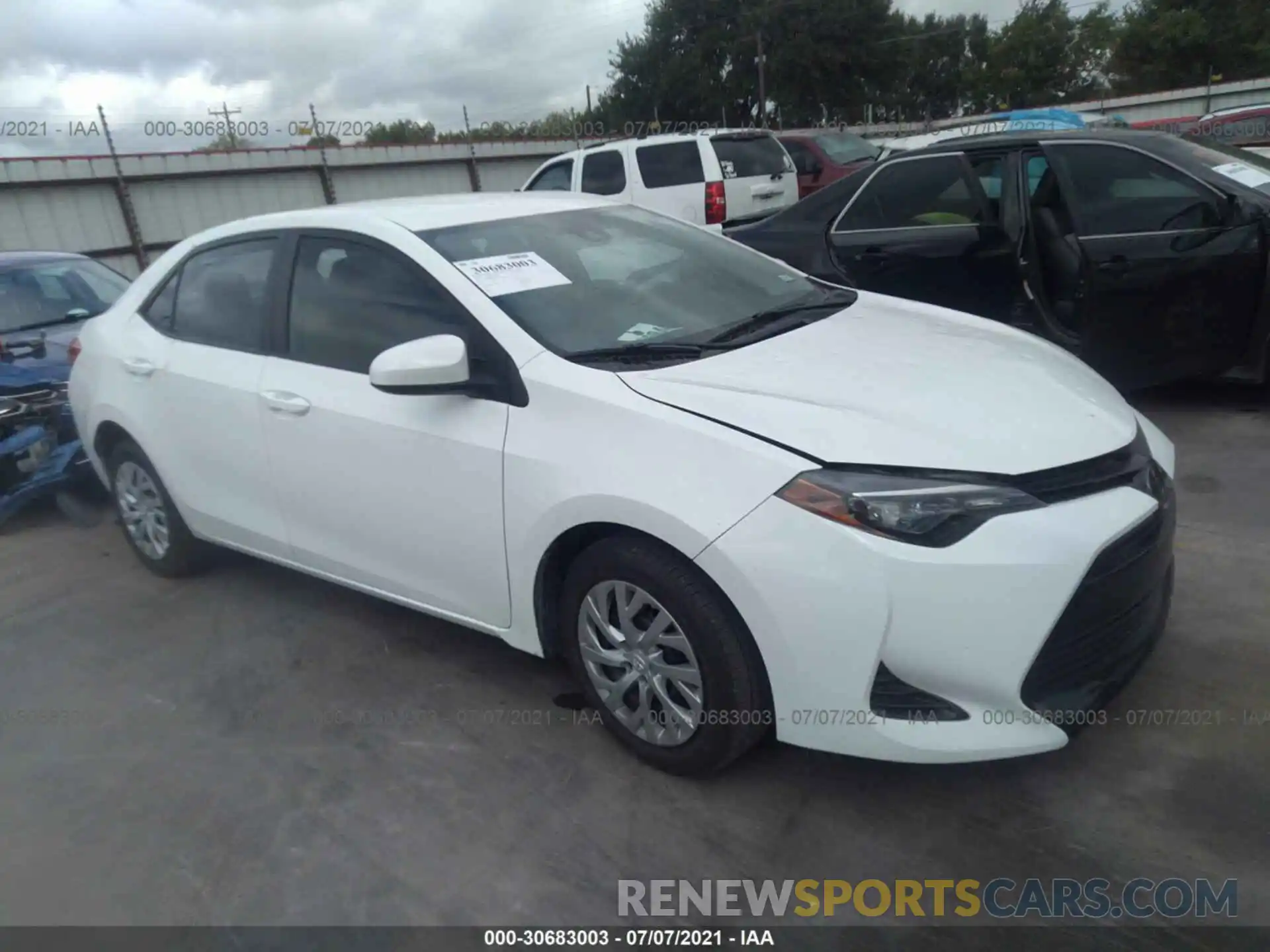 1 Photograph of a damaged car 5YFBURHE7KP910562 TOYOTA COROLLA 2019