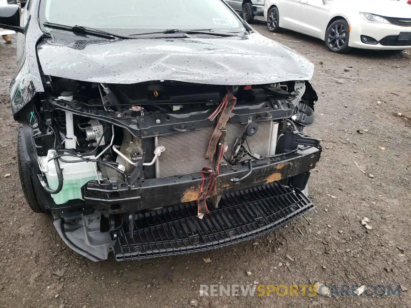 9 Photograph of a damaged car 5YFBURHE7KP910786 TOYOTA COROLLA 2019