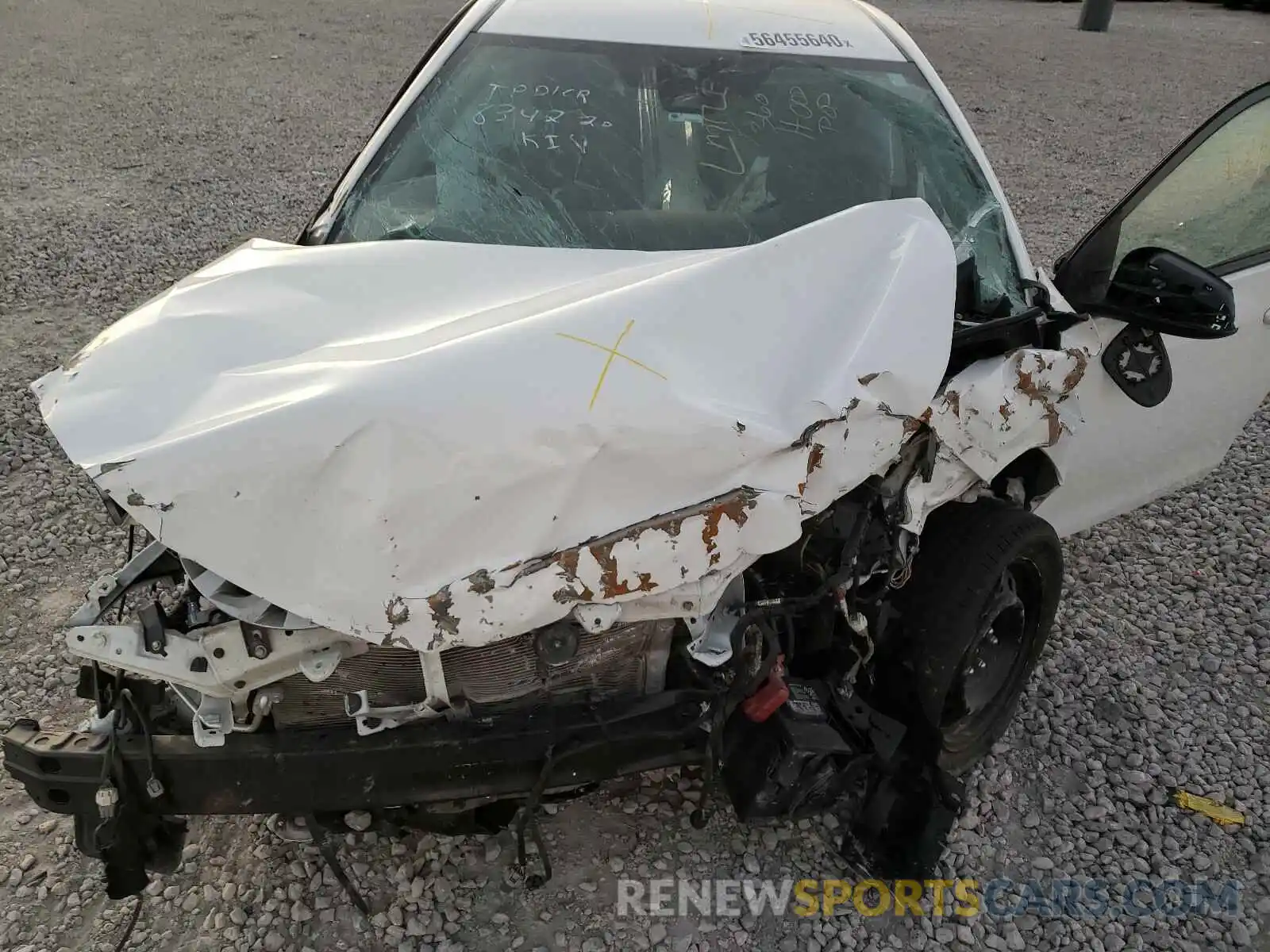 7 Photograph of a damaged car 5YFBURHE7KP910996 TOYOTA COROLLA 2019