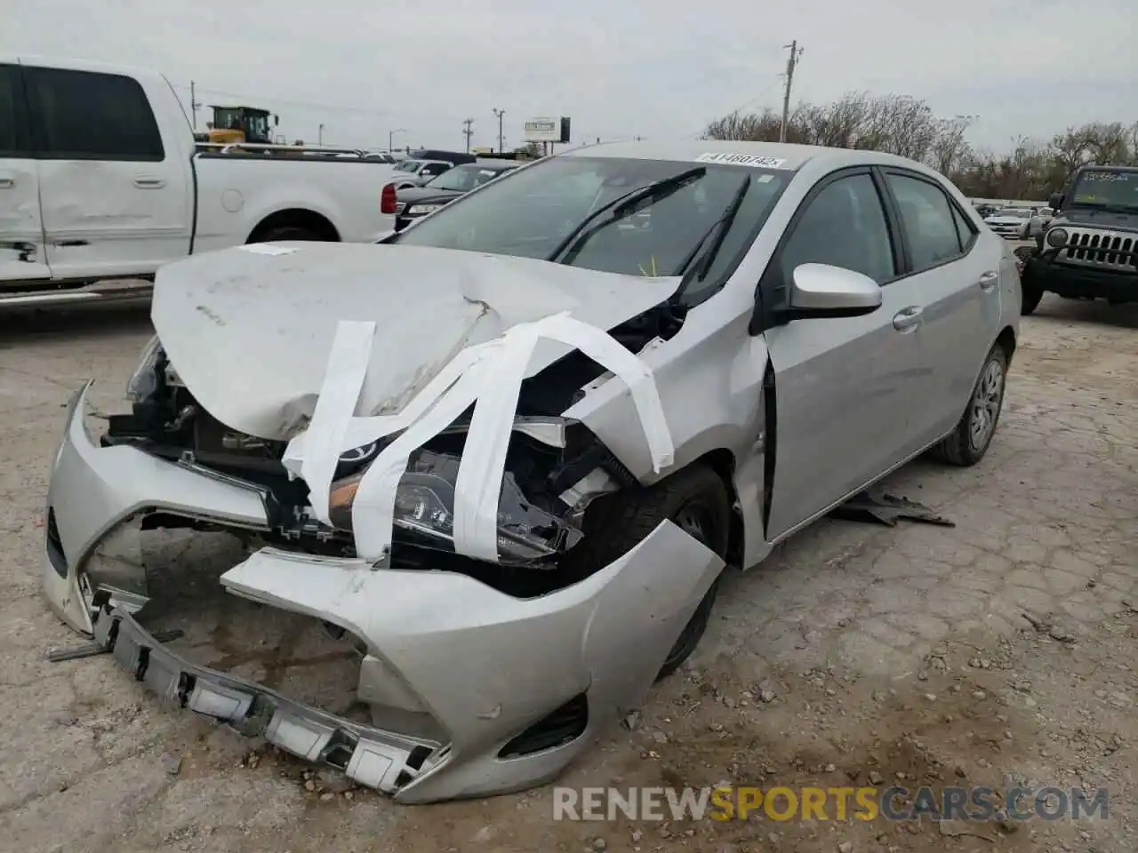 2 Photograph of a damaged car 5YFBURHE7KP911131 TOYOTA COROLLA 2019