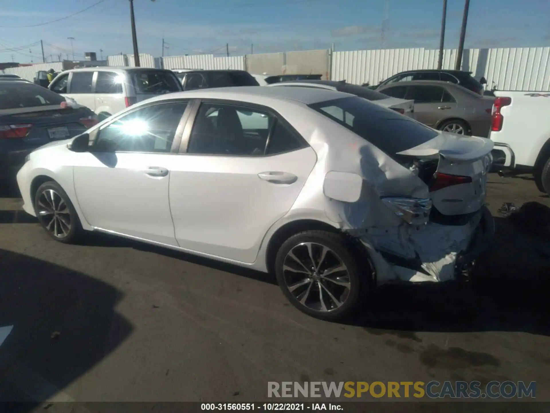 3 Photograph of a damaged car 5YFBURHE7KP911601 TOYOTA COROLLA 2019