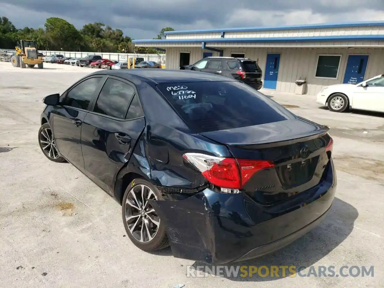 3 Photograph of a damaged car 5YFBURHE7KP911842 TOYOTA COROLLA 2019