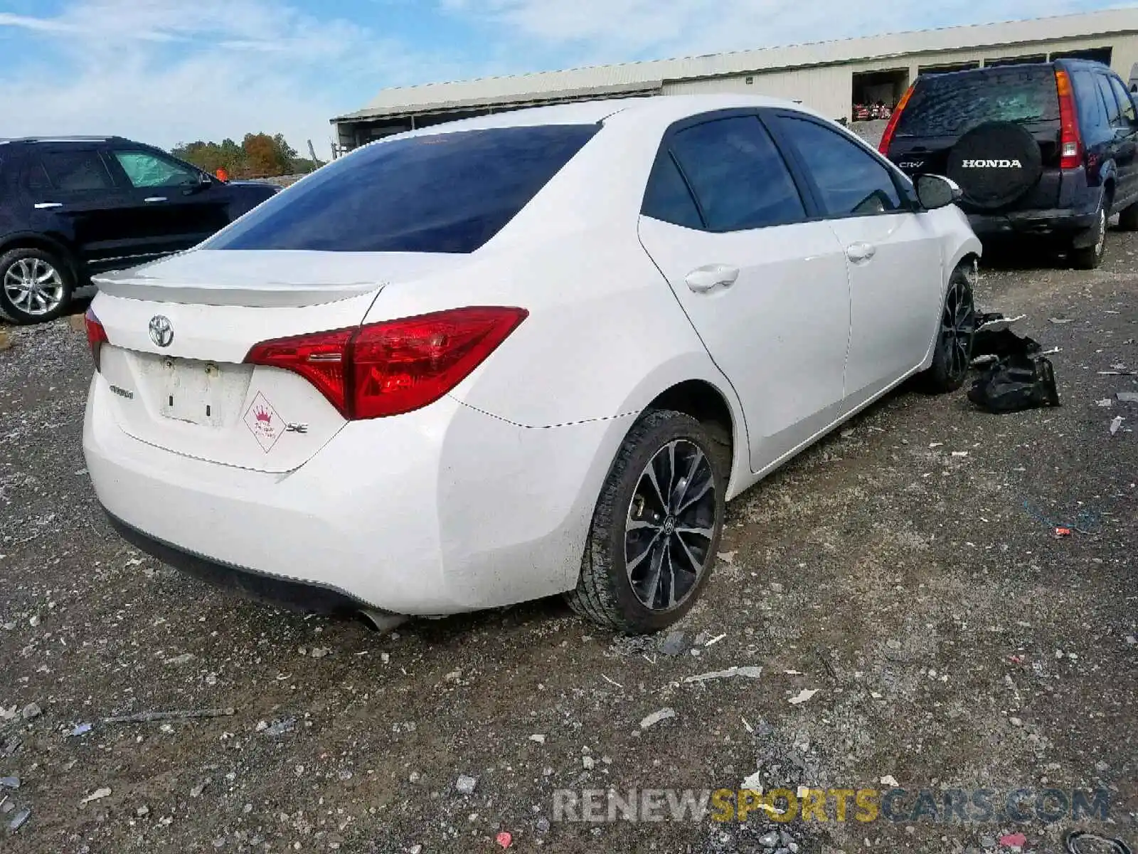 4 Фотография поврежденного автомобиля 5YFBURHE7KP912523 TOYOTA COROLLA 2019