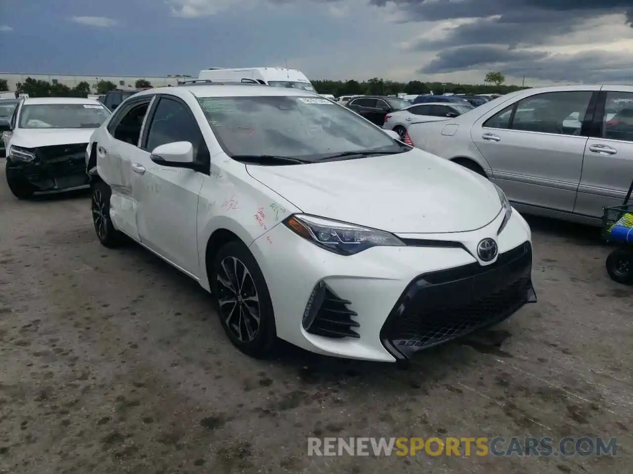 1 Photograph of a damaged car 5YFBURHE7KP913056 TOYOTA COROLLA 2019