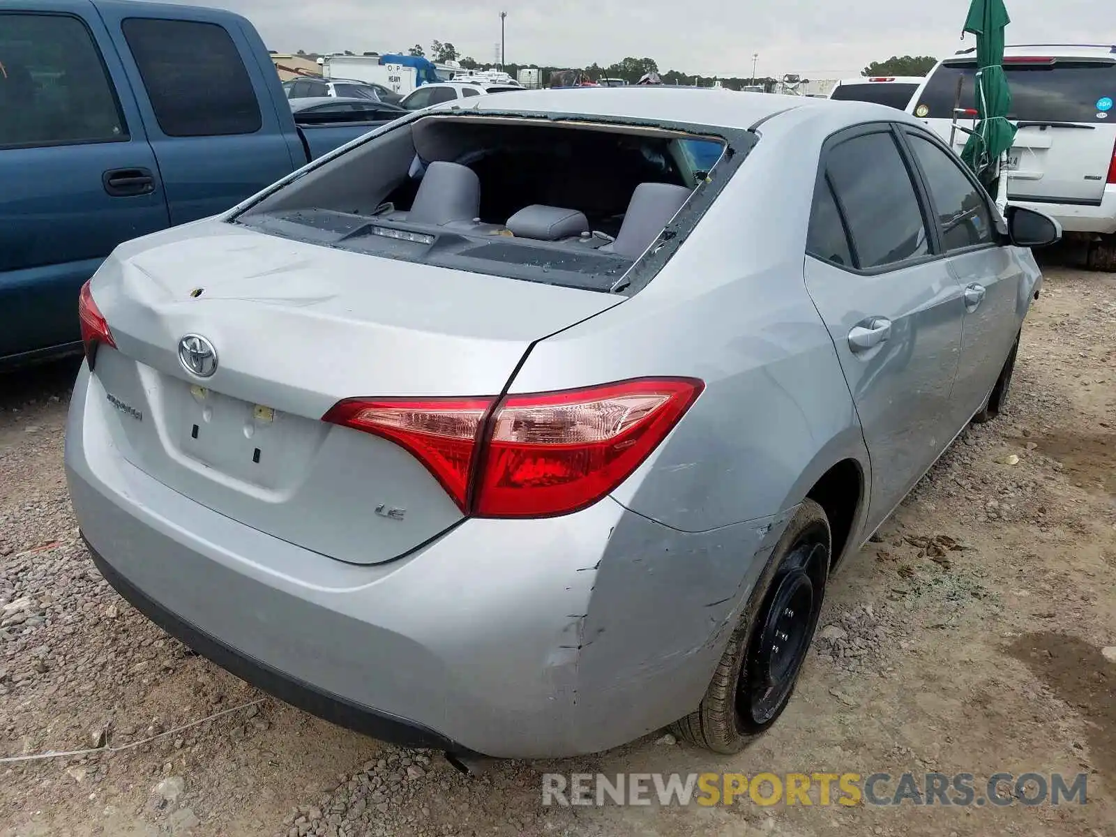 4 Photograph of a damaged car 5YFBURHE7KP913316 TOYOTA COROLLA 2019