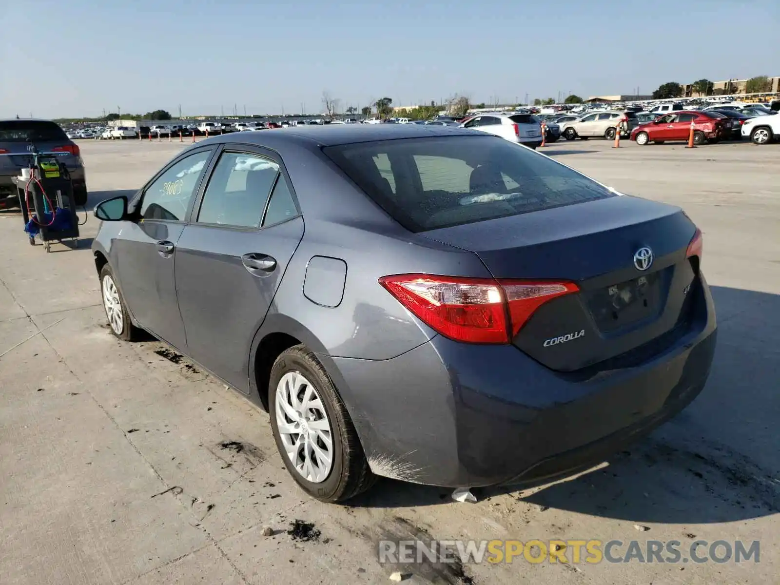 3 Photograph of a damaged car 5YFBURHE7KP913395 TOYOTA COROLLA 2019