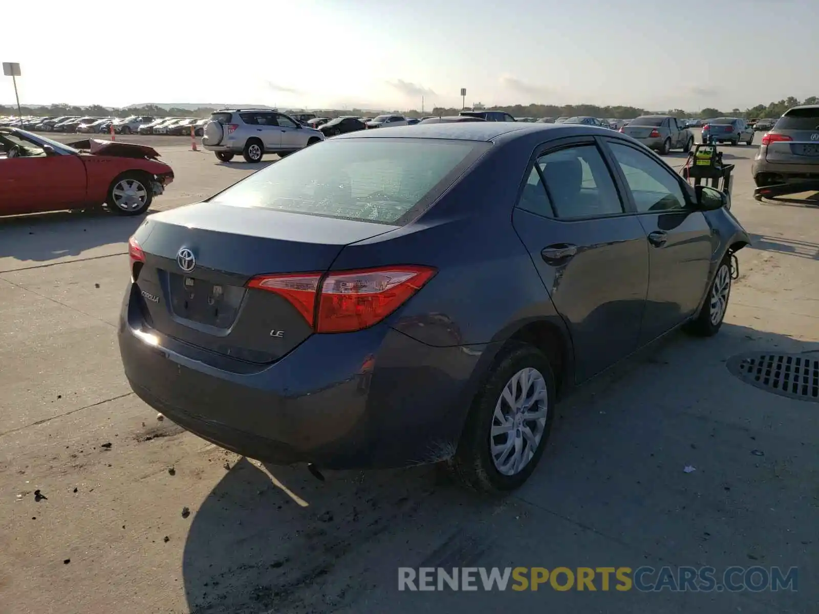 4 Photograph of a damaged car 5YFBURHE7KP913395 TOYOTA COROLLA 2019